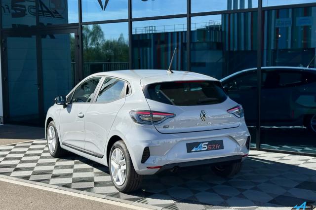 Renault Clio image 4