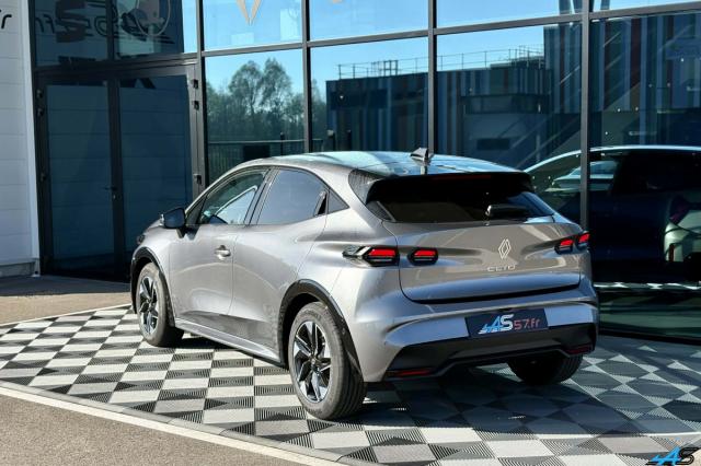 Renault Clio image 7