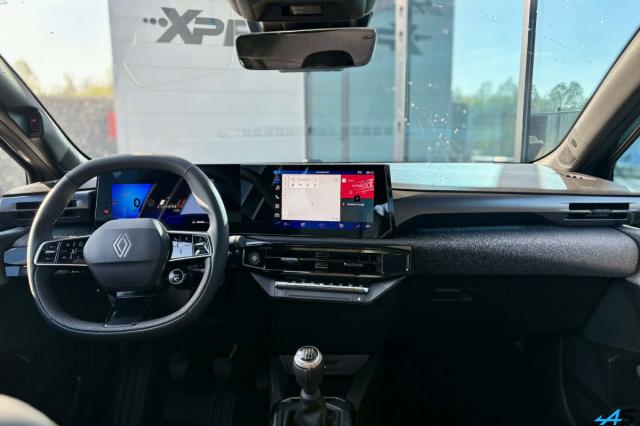 Renault Clio image 8