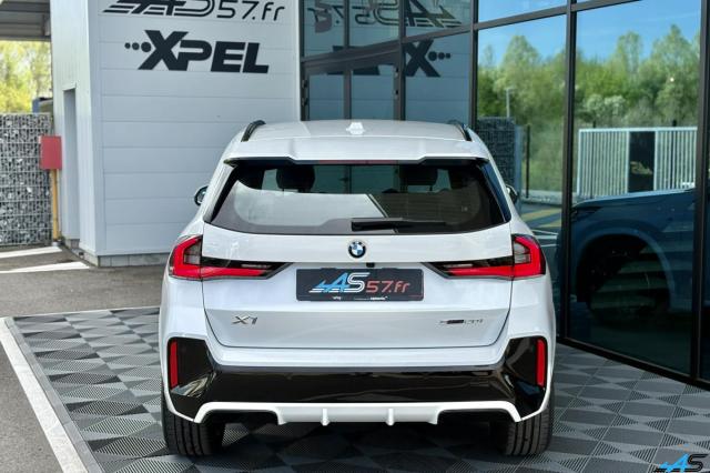 Bmw X1 image 2