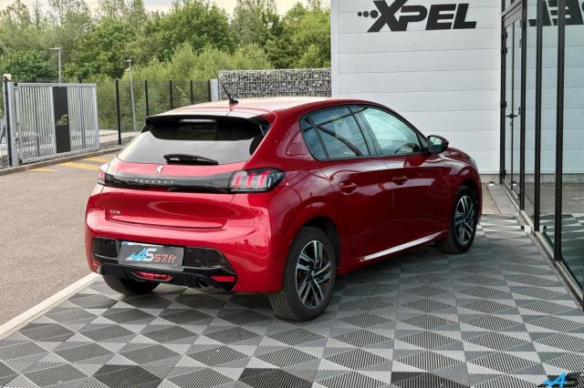 Peugeot 208 image 3