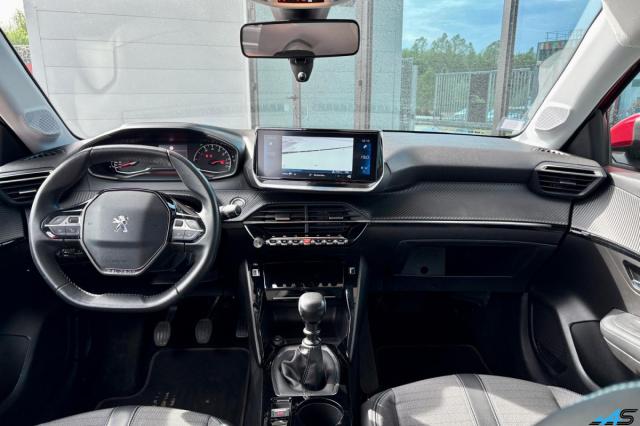 Peugeot 208 image 1