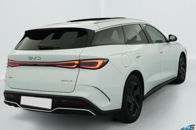 Byd Seal image 4