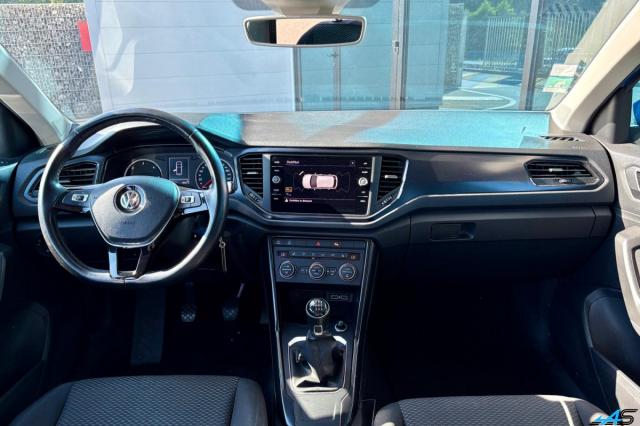 Volkswagen T-Roc image 9