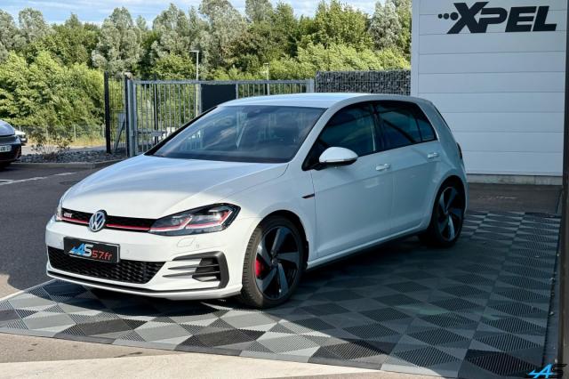 Volkswagen Golf image 6