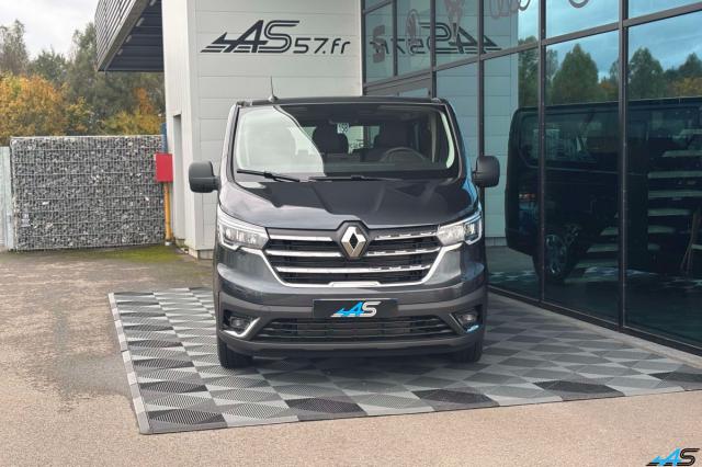 Renault Trafic image 9