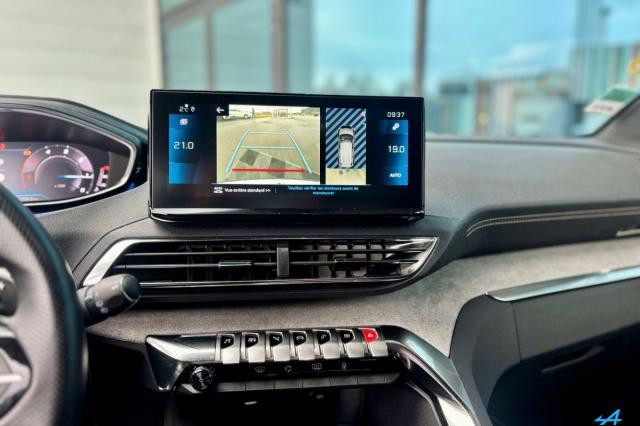 Peugeot 5008 image 2