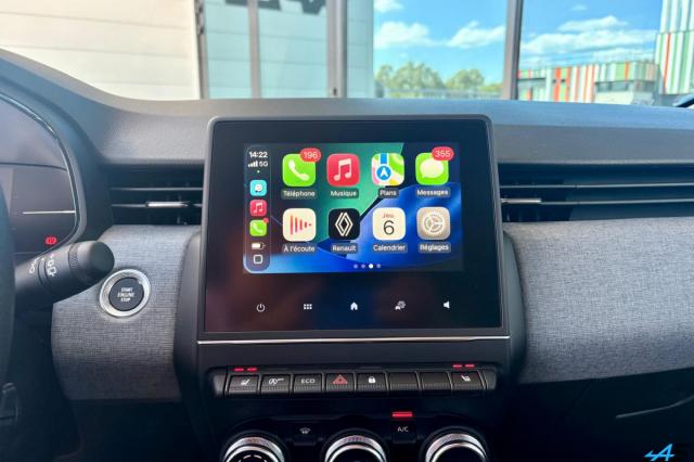 Renault Clio image 8