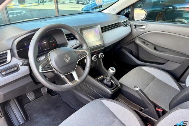 Renault Clio image 9