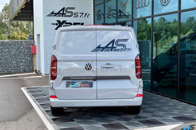 Volkswagen Transporter image 9