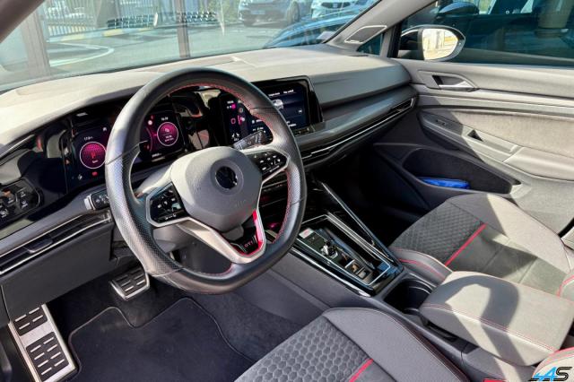Volkswagen Golf image 4