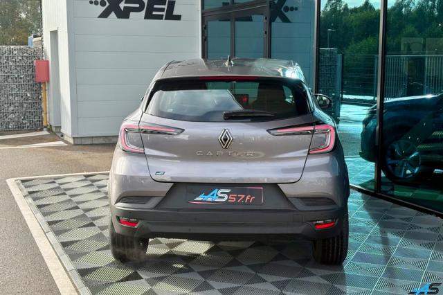 Renault Captur image 2