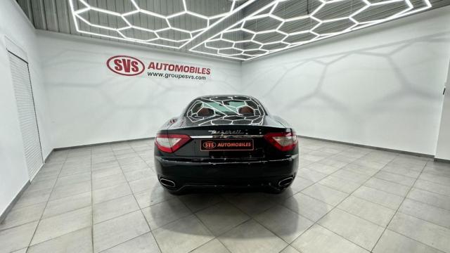 Maserati Granturismo image 9