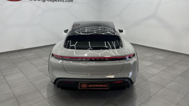 Porsche Taycan image 4