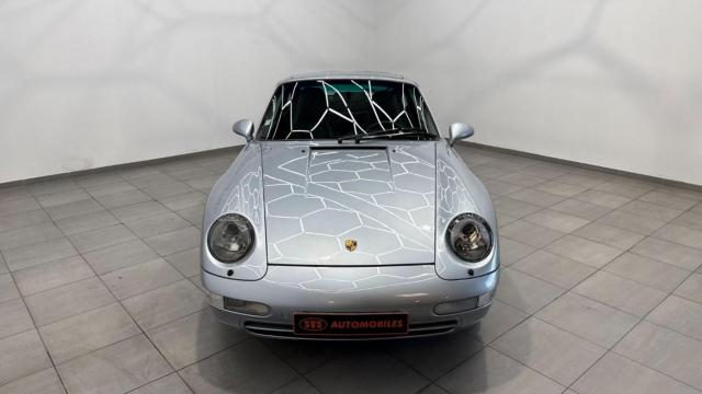 Porsche 911 image 2