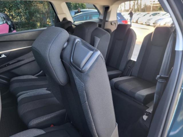 Peugeot 5008 image 7