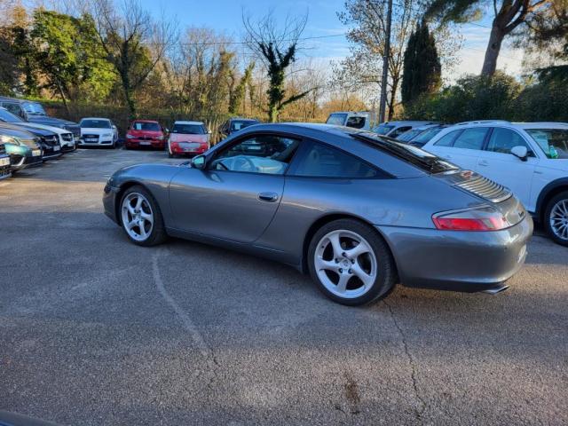 Porsche 911 image 2