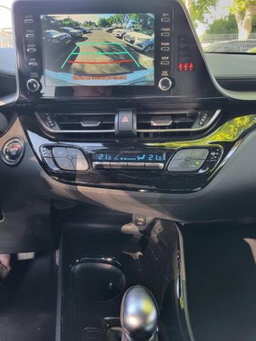 Toyota C-Hr image 2