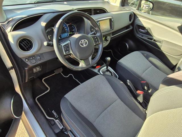 Toyota Yaris image 2