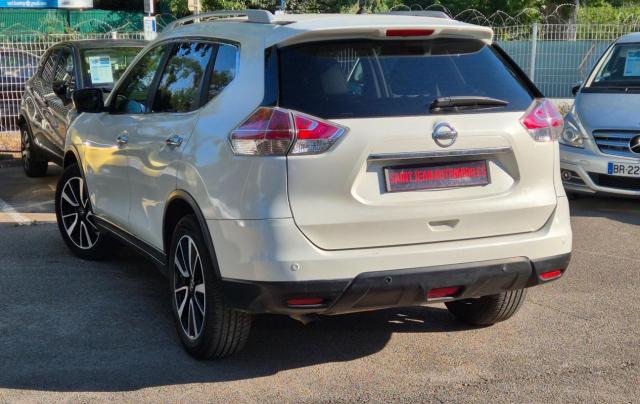 Nissan X-Trail image 2