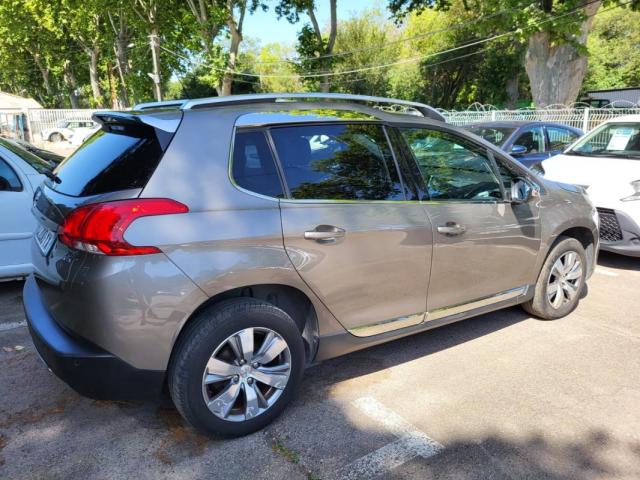 Peugeot 2008 image 4