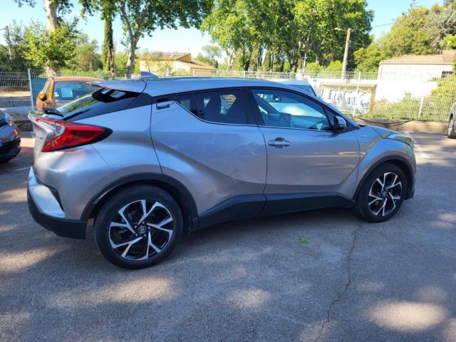 Toyota C-Hr image 1