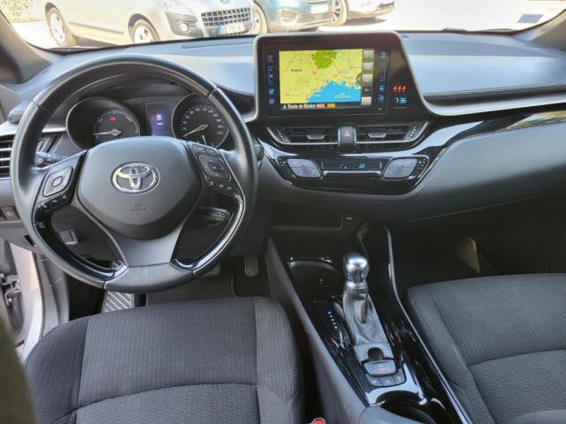 Toyota C-Hr image 3