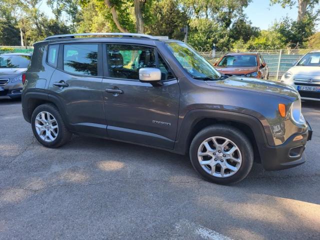 Jeep Renegade image 2