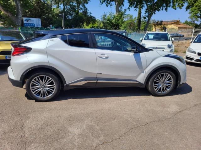 Toyota C-Hr image 6