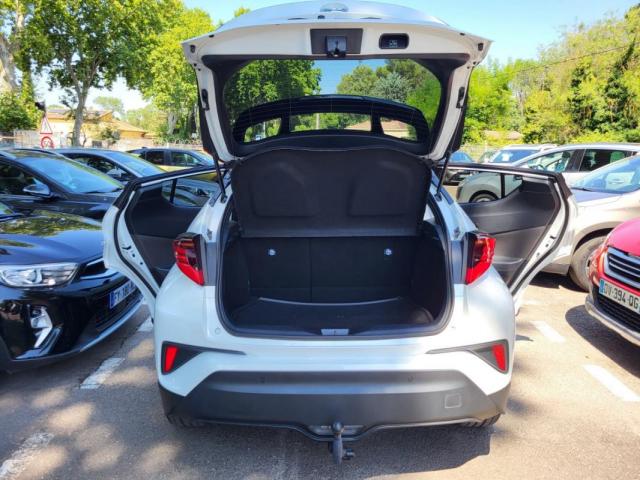 Toyota C-Hr image 1