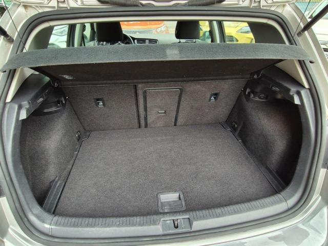 Volkswagen Golf image 7