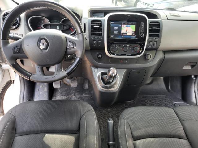Renault Trafic image 8
