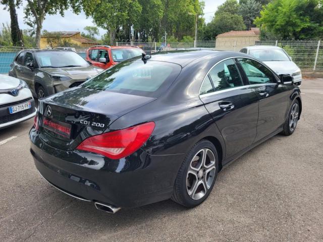 Mercedes Benz Cla image 5