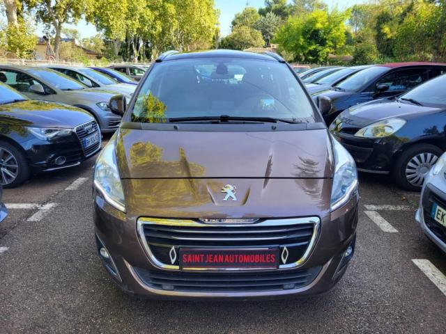 Peugeot 5008 image 8