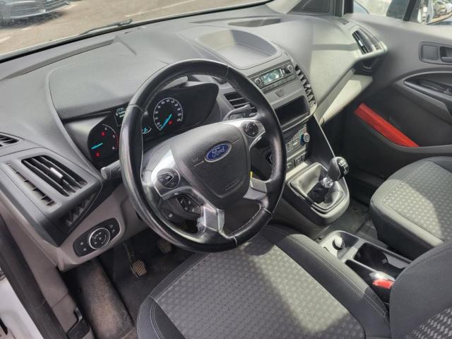 Ford Transit Connect image 5