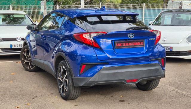 Toyota C-Hr image 2
