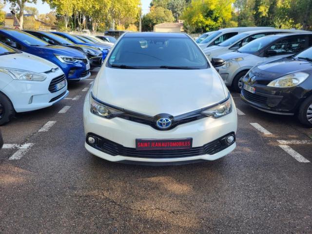 Toyota Auris image 3