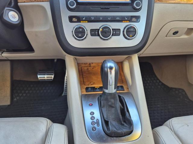 Volkswagen Eos image 8