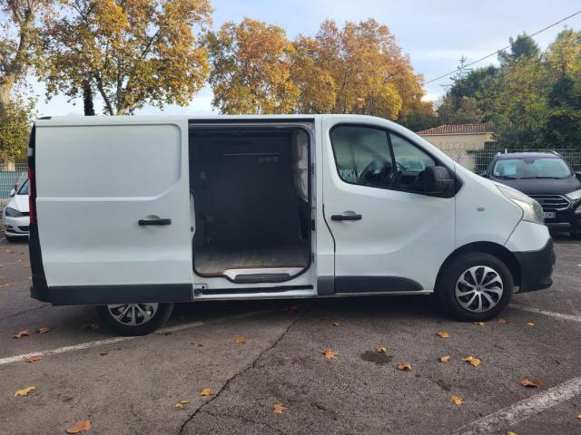 Renault Trafic image 4