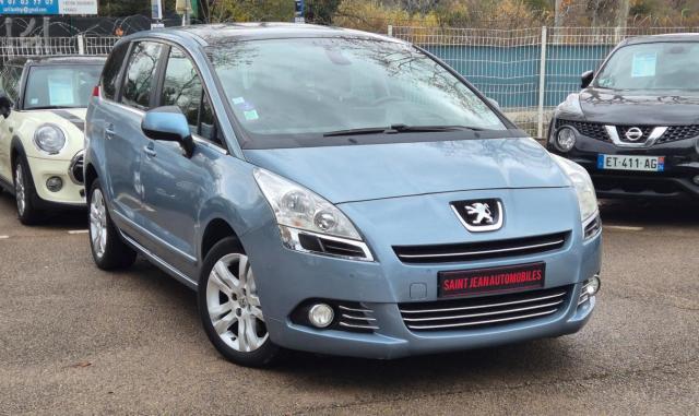 Peugeot 5008 image 2