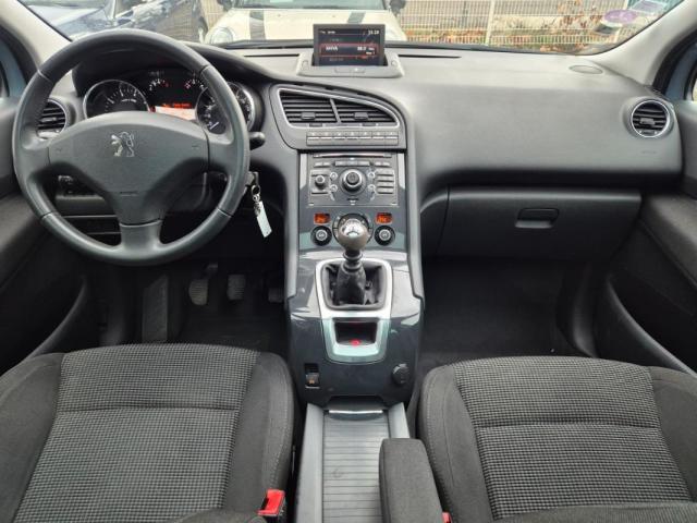 Peugeot 5008 image 8