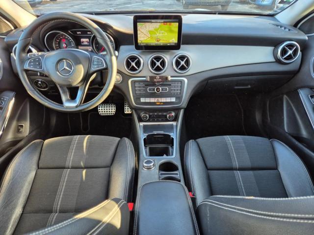 Mercedes Benz Gla image 3