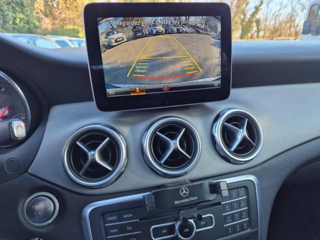 Mercedes Benz Gla image 2