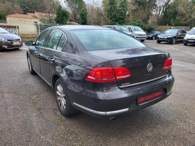 Volkswagen Passat image 6