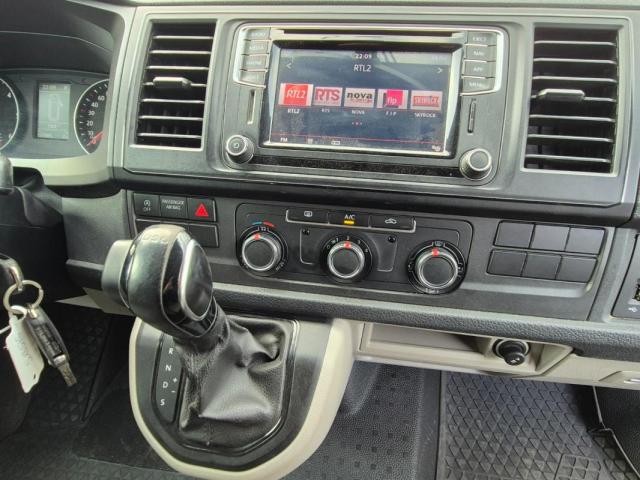 Volkswagen Transporter image 4