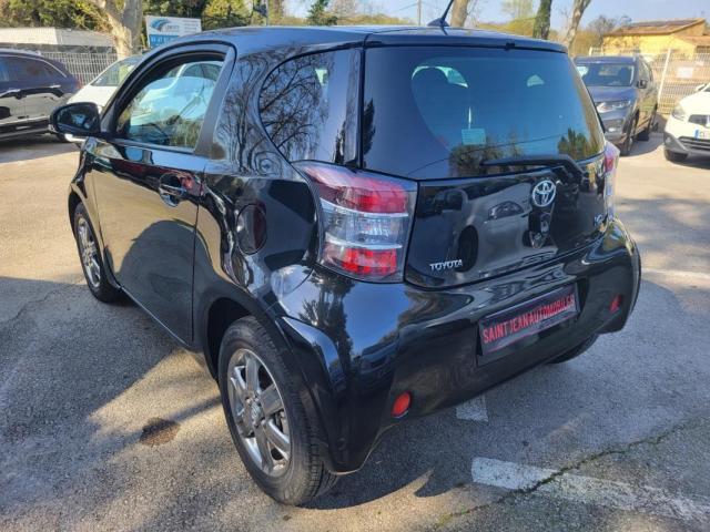 Toyota Iq image 4