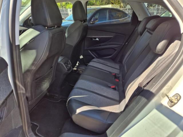 Peugeot 3008 image 9