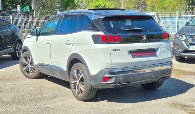 Peugeot 3008 image 3