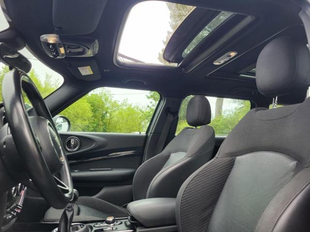 Mini Clubman image 2
