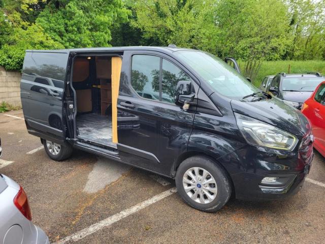Ford Transit Custom image 6